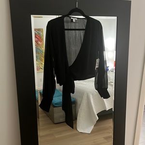 barr lll Dressy Wrap Top